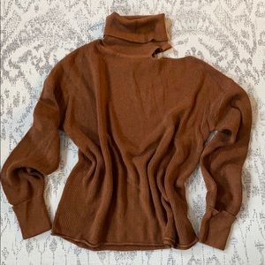 John + Jenn Cut Out Turtleneck Sweater Sz S